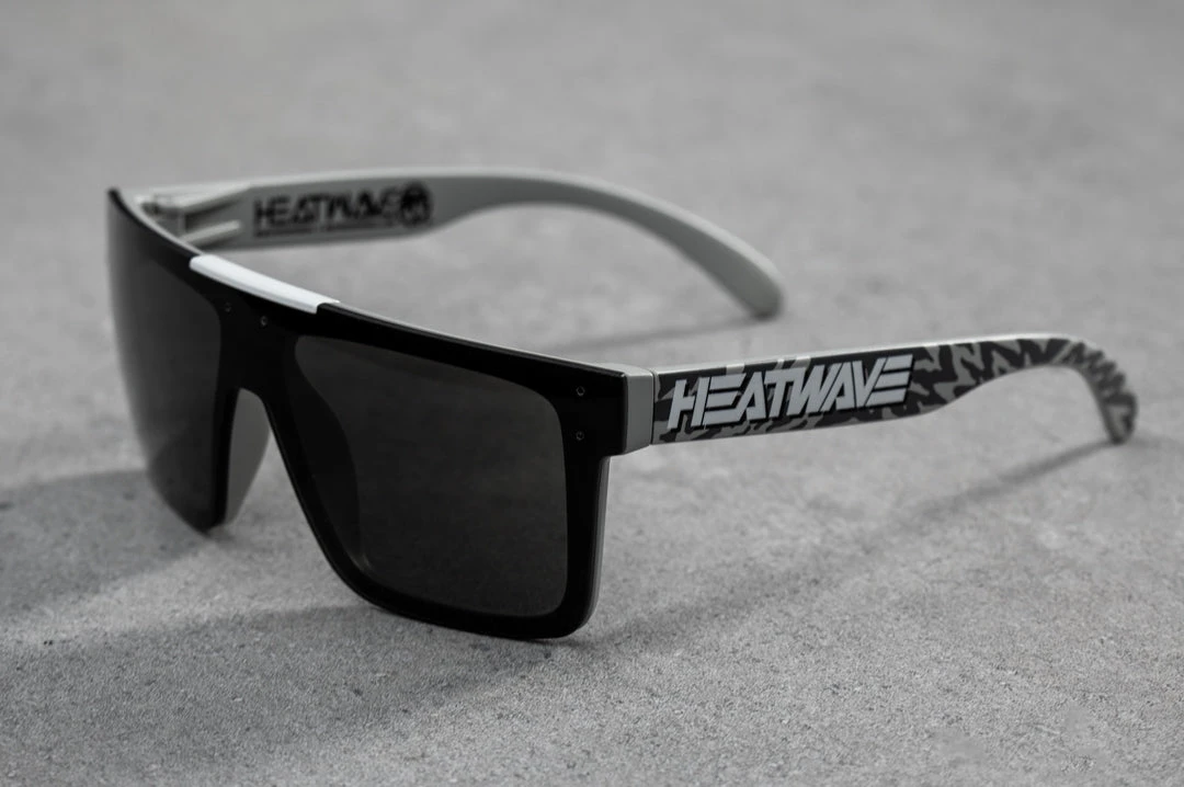 Quatro Sunglasses: Hydroshock Grey - Image 4